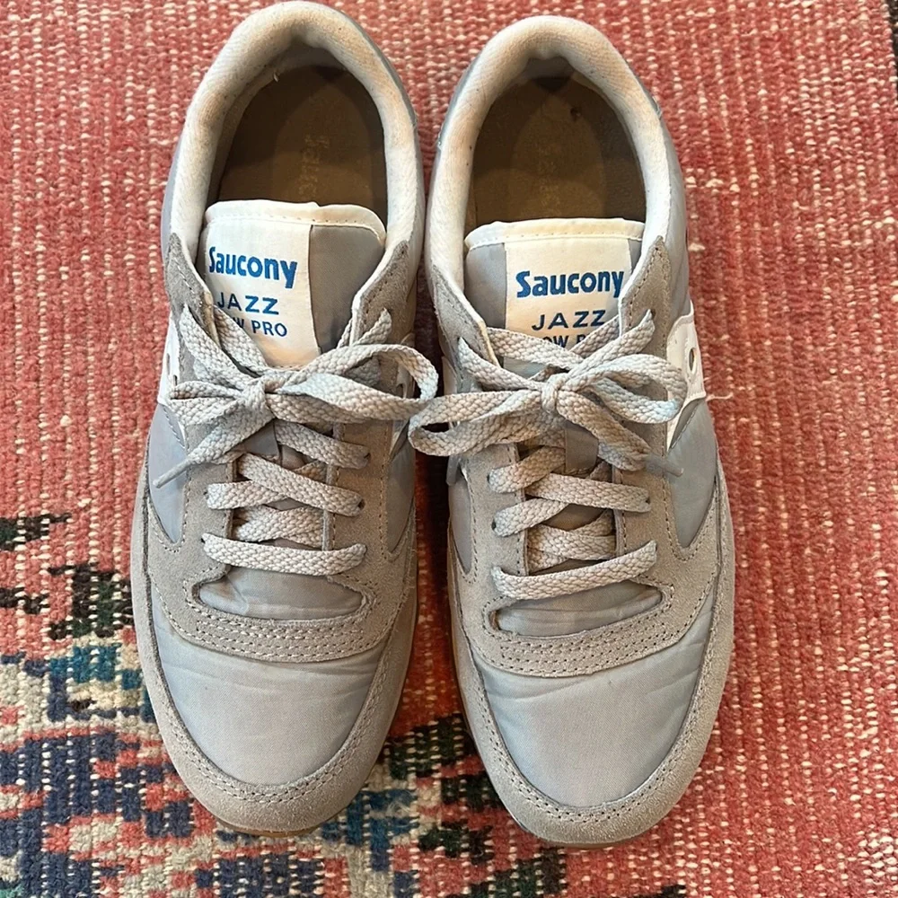 Saucony Beige Gray and White Women's Athletic Sneakers